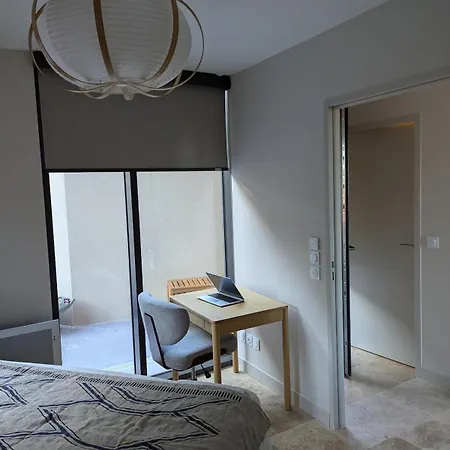 Berenice - Large Sea View Terrace, Pool, Cove & Parking Lejlighed *