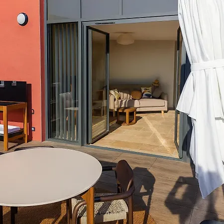 Berenice - Large Sea View Terrace, Pool, Cove & Parking Collioure