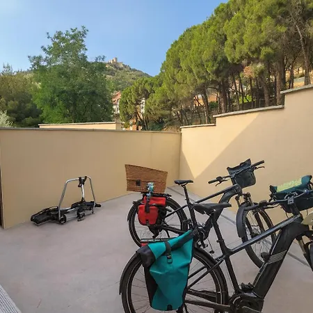 Berenice - Large Sea View Terrace, Pool, Cove & Parking Lejlighed *
